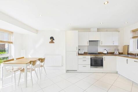Dining/Kitchen