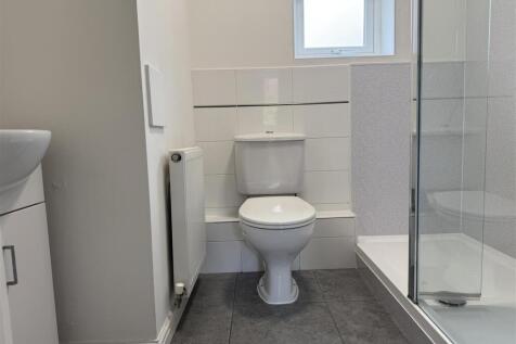 Family Shower Room