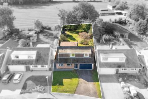 15 St Margarets Drive, Leire