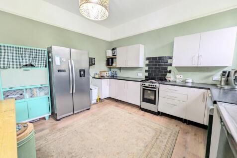 PXL_20241213_121857842.MP~2