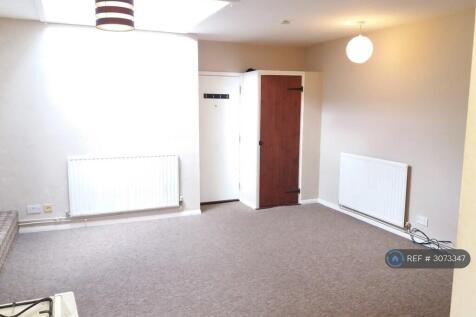1-bed flat on Week Street, Maidstone, ME14, £700/mo