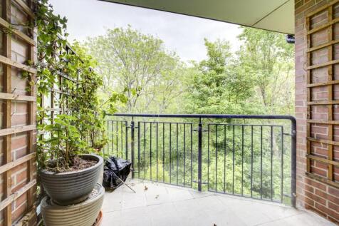 Adderstone Court, Adderstone Crescent , Jesmond  photo 4