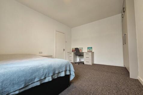 Beechwood Avenue, Burley, Leeds, LS4 2NA photo 5