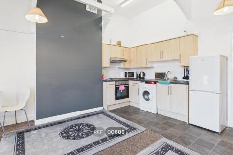 Kitchen/Living area