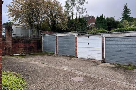 e0d3fe17-561b-47b...