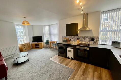 WhatsApp Image 2024-04-30 at 10.51.34 (2).jpeg