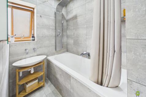 Presented by Clinton at EweMove Bexleyheath and Da
