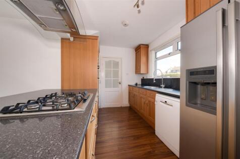 4 Gillies Place BF-18.JPG