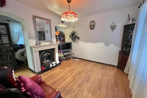 Through Lounge &amp; Dining Room