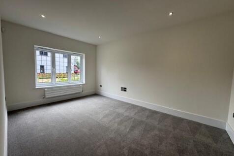 Tempsford Way, Redesmere Drive, Alderley Edge photo 4