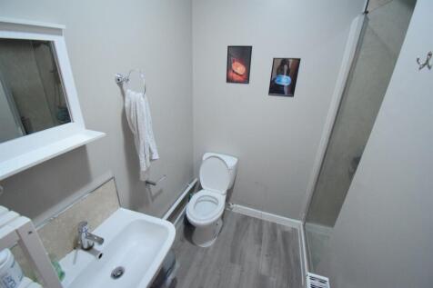 Communal Shower Room