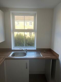 Garnetts Court, OTLEY LS21 1GD photo 4