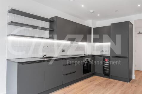 KITCHEN (PHOTO OF A SMILAR APARTMENT)