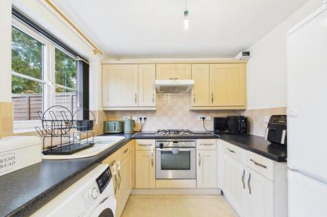 CAM02023G0-PR0173-STILL007