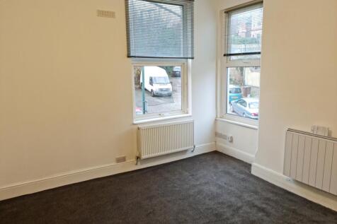 Woodborough Road, Nottingham, NG3 photo 3