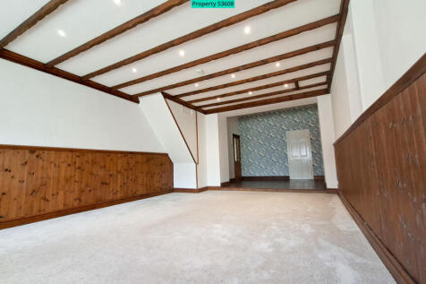 Lounge/dining