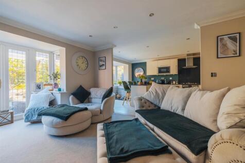 11 Reins Croft-26.jpg