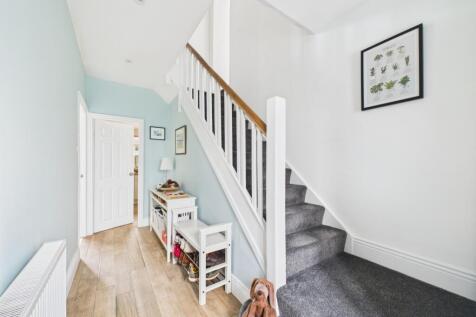 CAM02195G0-PR0076-STILL002