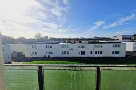 Cornwell Close, Gosport, Hampshire photo 4