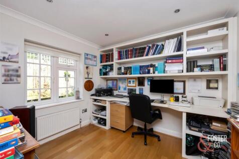 The Droveway, 22A-013(1).jpg