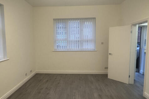 Larkhill Lane, Clubmoor, Liverpool, Merseyside, L13 photo 5