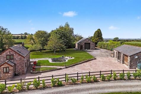 Lifton, PL16 - property photo