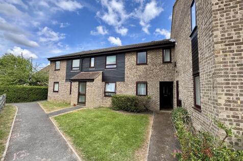 6 Hillcrest House...