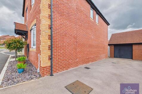 Driveway Parking &amp; Garage