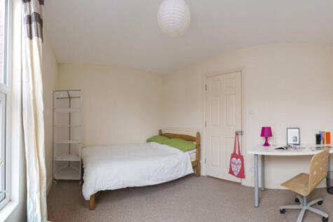 Oxford Street, Loughborough photo 3