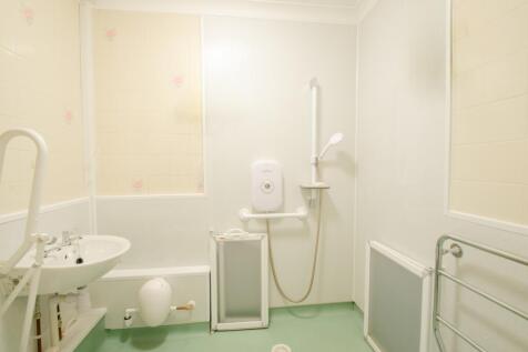 23 Burnards Court TPS 01208 74182-03
