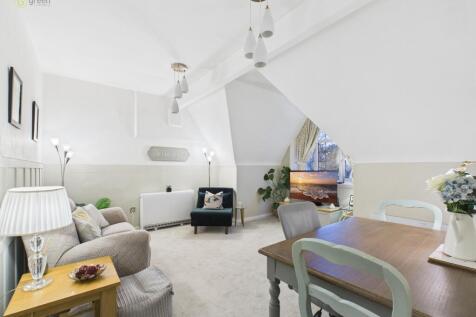 cam03830g0pr0255still008