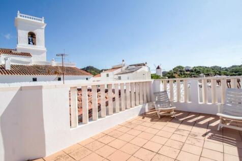 Menorcan house with panoramic terrace in Es Mercadal