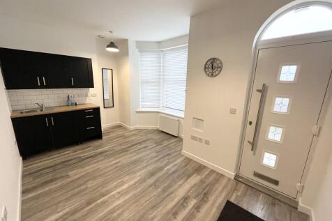 Dogsthorpe Road, Studio 1, Peterborough, PE1 photo 2