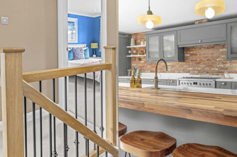 67 Berwick Road, SL7 3AS (LOW RES)-27