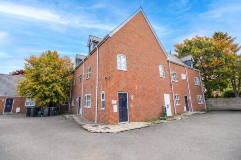 2 Bedroom Flat in RG17 8XP