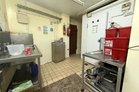 Retail Property (high street) for sale Image 8