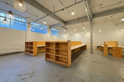 WhatsApp Image 2026-02-04 at 15.32.06 (3).jpeg