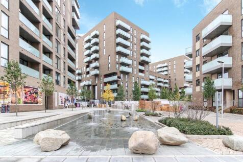2-bed flat on New Village Avenue, London, £2,400/mo