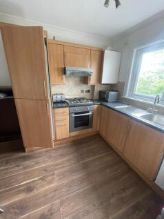 Flat A, Upper Richmond Road, Wandsworth, London photo 4