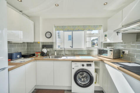 1349749-4-68beea6...