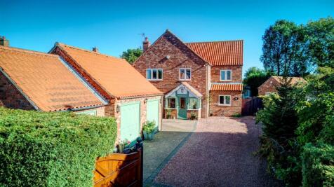 Old Ford House Clayworth Drone Front Aspect.jpg