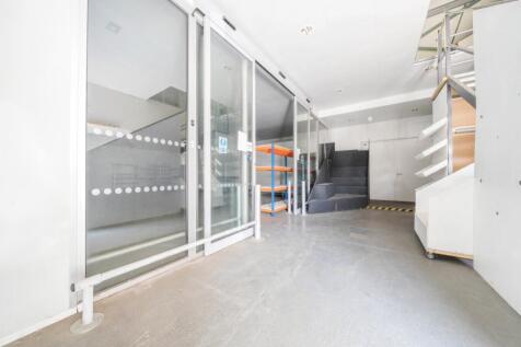 1332085-3-689c4300ecb25