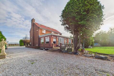 4 Bedroom Detached House With Land- For Sale