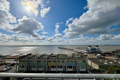 Undercliff, Wolsey Gardens, Felixstowe photo 4