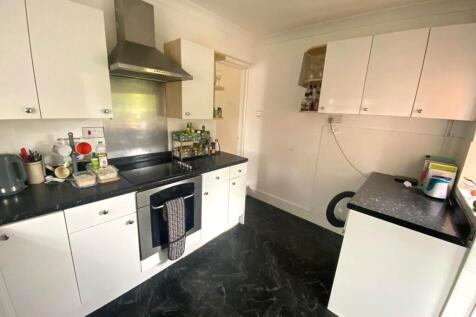 Cholmeley Road, Reading photo 3