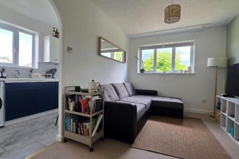 Haydock Close, Stratford-Upon-Avon, Warwickshire, CV37 photo 3