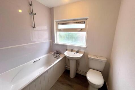 Lancaster Avenue, Dawley photo 4