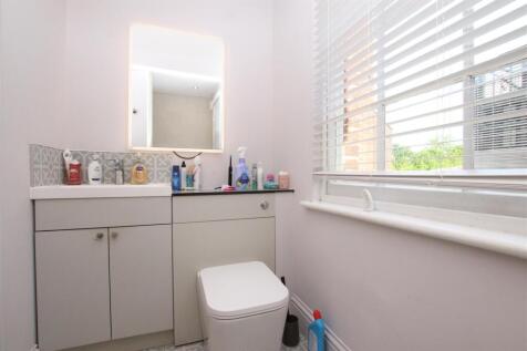 Shower Room.JPG