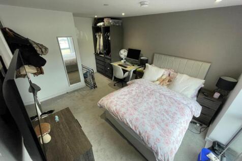 The Summit, Parliament Street, L8 photo 4