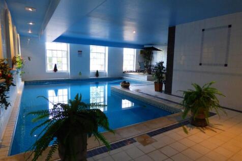 Pool Area.jpg